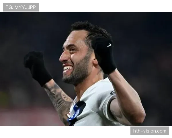 恰尔汗奥卢表现出色,关键时刻助球队获胜 恰尔汗奥卢表现出色,关键时刻助球队获胜