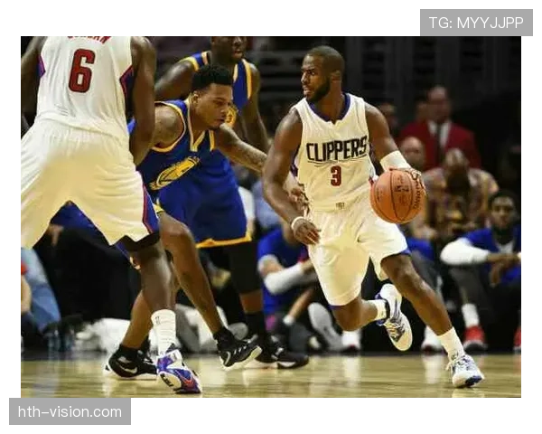 保罗挡拆提升组织效率显著，助队关键时刻掌控比赛节奏